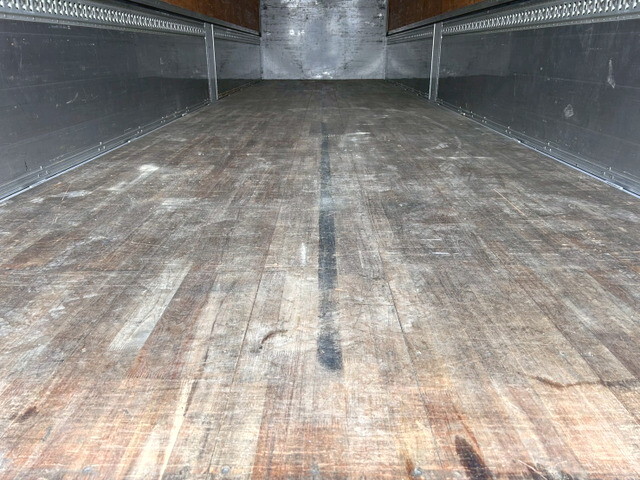 日野プロフィアアルミウイング大型（10t）[写真14]