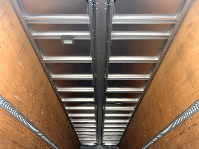 日野プロフィアアルミウイング大型（10t）[写真15]