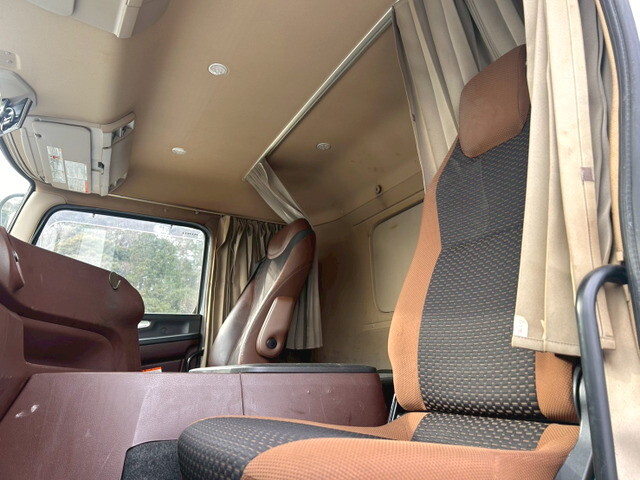 日野プロフィアアルミウイング大型（10t）[写真22]