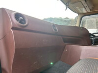 日野プロフィアアルミウイング大型（10t）[写真24]