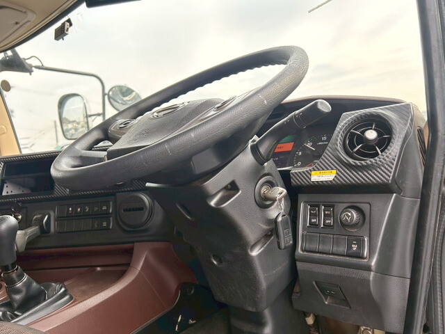 日野プロフィアアルミウイング大型（10t）[写真24]