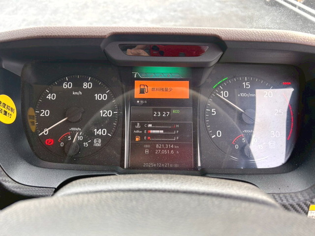 日野プロフィアアルミウイング大型（10t）[写真26]