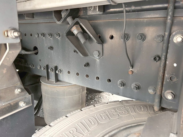 日野プロフィアアルミウイング大型（10t）[写真38]