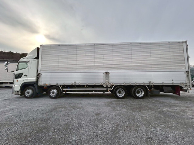 日野プロフィアアルミウイング大型（10t）[写真04]