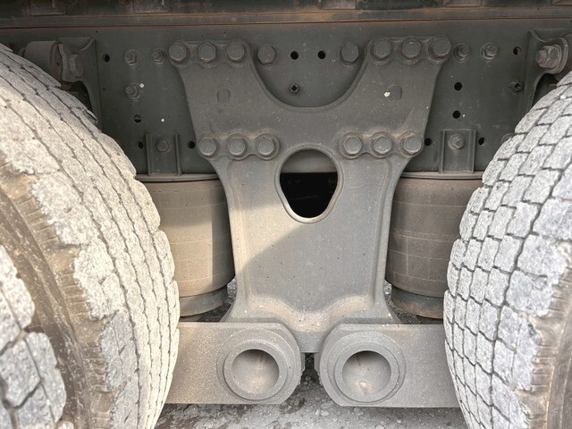 日野プロフィアアルミウイング大型（10t）[写真40]