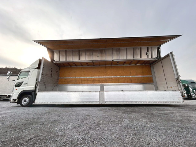 日野プロフィアアルミウイング大型（10t）[写真05]