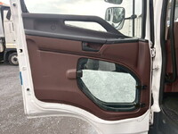 日野レンジャーアルミウイング中型（4t）[写真15]