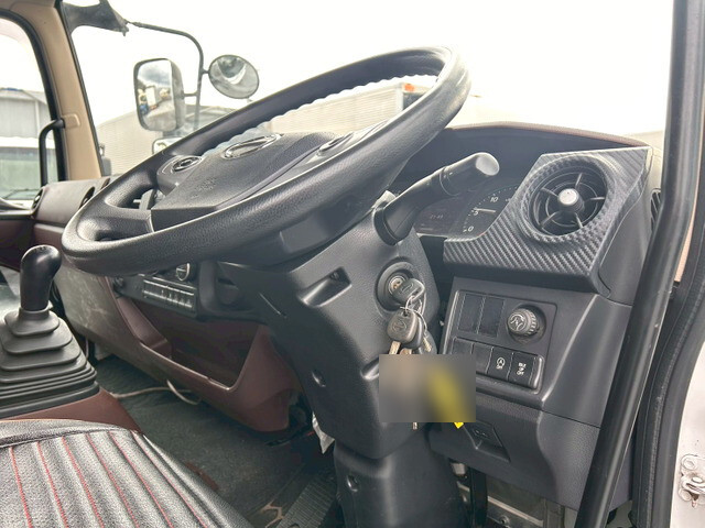 日野レンジャーアルミウイング中型（4t）[写真21]