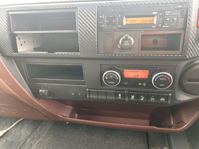 日野レンジャーアルミウイング中型（4t）[写真28]