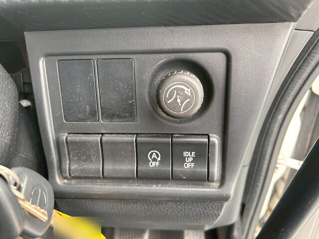 日野レンジャーアルミウイング中型（4t）[写真30]