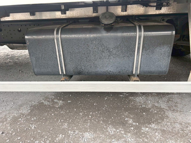 日野レンジャーアルミウイング中型（4t）[写真36]