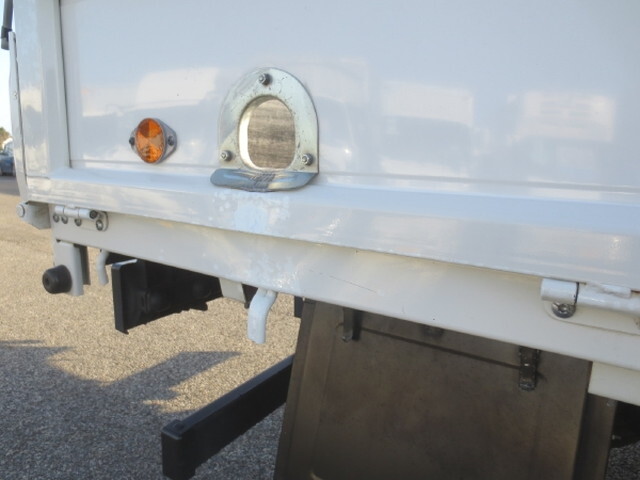 日産アトラス平ボディ小型（2t・3t）[写真16]