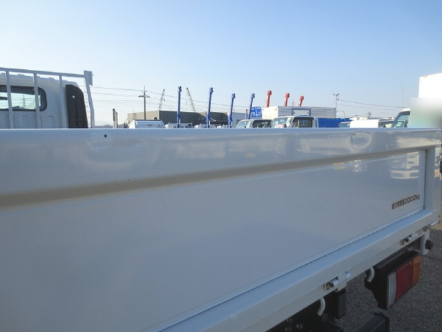 日産アトラス平ボディ小型（2t・3t）[写真21]