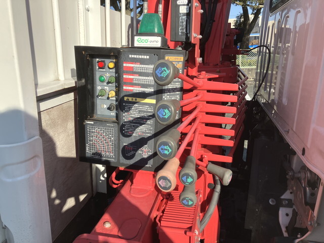 いすゞエルフクレーン4段小型（2t・3t）[写真10]