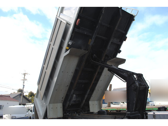 三菱ふそうスーパーグレート深ダンプ（土砂禁ダンプ）大型（10t）[写真14]