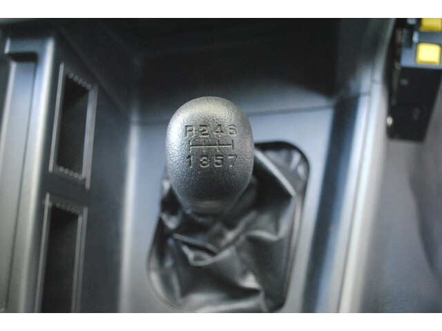 三菱ふそうスーパーグレート深ダンプ（土砂禁ダンプ）大型（10t）[写真28]