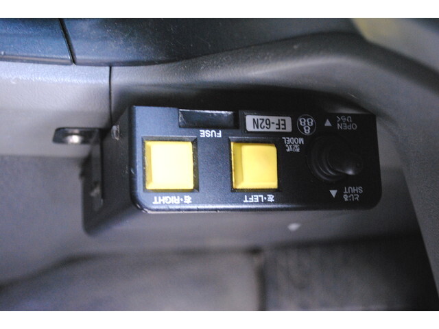 三菱ふそうスーパーグレート深ダンプ（土砂禁ダンプ）大型（10t）[写真30]