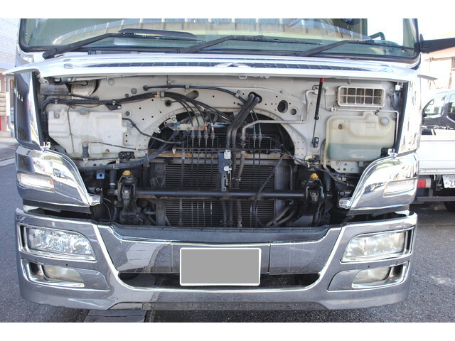 三菱ふそうスーパーグレートセルフローダー大型（10t）[写真11]