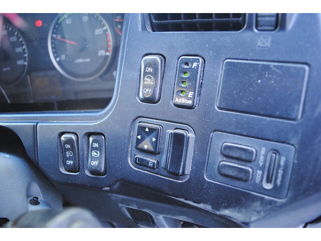 三菱ふそうスーパーグレートセルフローダー大型（10t）[写真25]