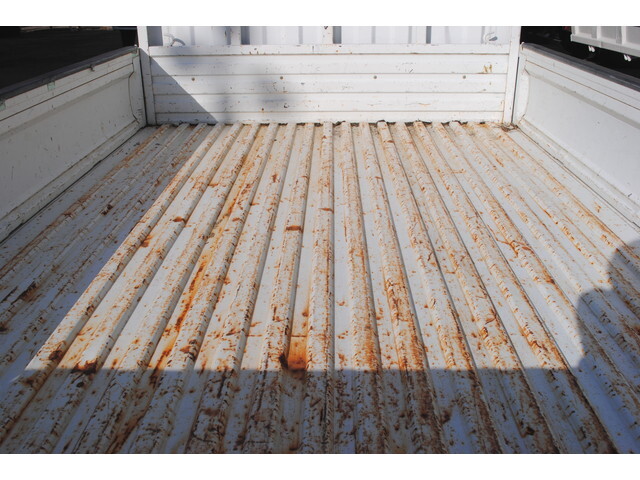 マツダボンゴ平ボディ小型（2t・3t）[写真12]