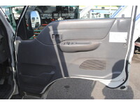 マツダボンゴ平ボディ小型（2t・3t）[写真25]