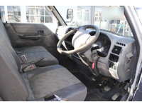 マツダボンゴ平ボディ小型（2t・3t）[写真27]