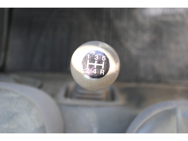 マツダボンゴ平ボディ小型（2t・3t）[写真31]