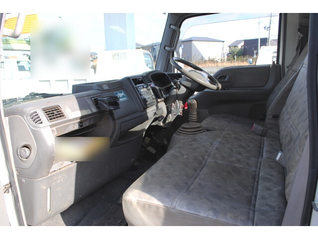 マツダタイタンダッシュ平ボディ小型（2t・3t）[写真28]