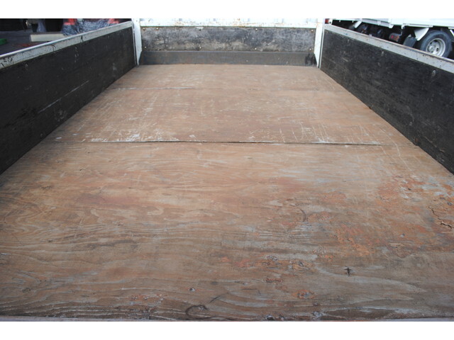 マツダタイタンダッシュ平ボディ小型（2t・3t）[写真09]