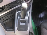 日産クオンアルミブロック大型（10t）[写真13]