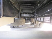 日産クオンアルミブロック大型（10t）[写真26]