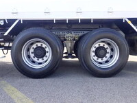 日産クオンアルミブロック大型（10t）[写真28]