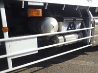 日産クオンアルミブロック大型（10t）[写真38]