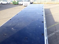 日産クオンアルミブロック大型（10t）[写真09]