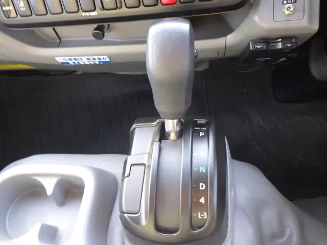 日野デュトロ冷凍車（冷蔵車）小型（2t・3t）[写真23]