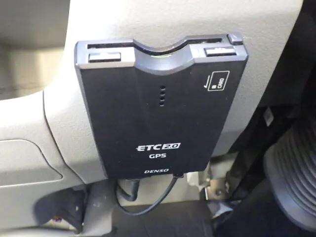 日野デュトロ冷凍車（冷蔵車）小型（2t・3t）[写真25]