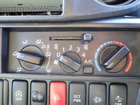 日野デュトロ冷凍車（冷蔵車）小型（2t・3t）[写真30]