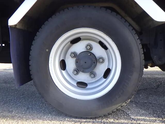 日野デュトロ冷凍車（冷蔵車）小型（2t・3t）[写真38]