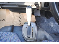 日産アトラス平ボディ小型（2t・3t）[写真30]