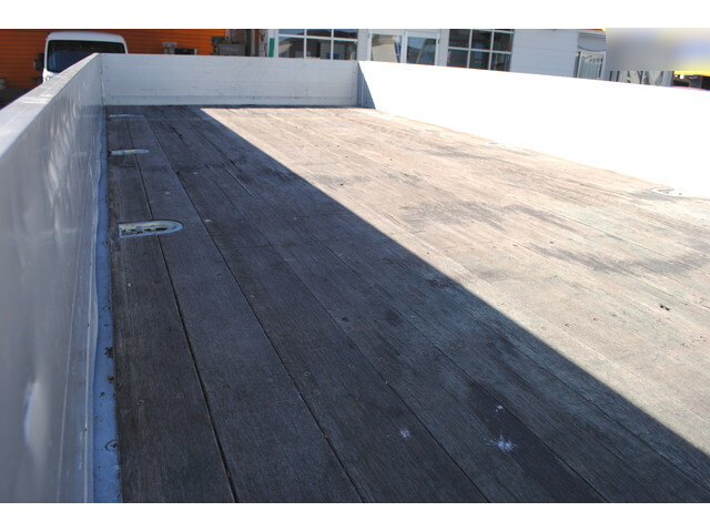 日野レンジャーアルミブロック中型（4t）[写真10]