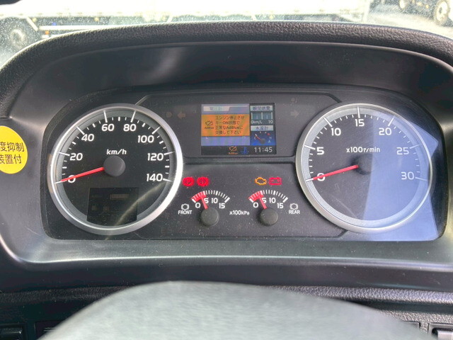 日野プロフィアアルミウイング大型（10t）[写真04]