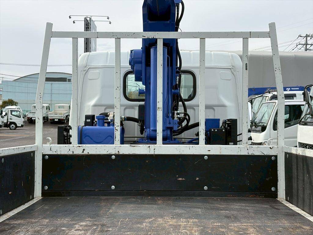 三菱ふそうキャンタークレーン4段小型（2t・3t）[写真07]