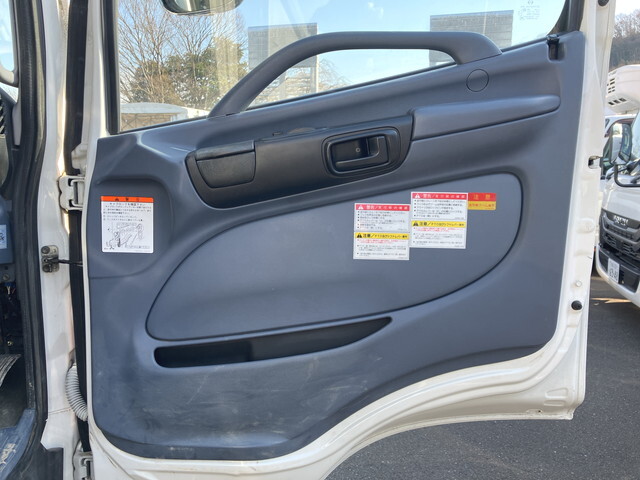 日野レンジャーコンテナ専用車中型（4t）[写真30]