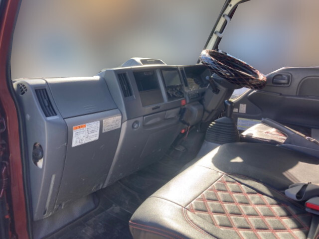 いすゞエルフダンプ小型（2t・3t）[写真32]
