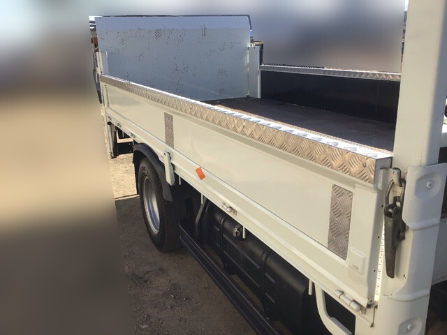 トヨタダイナクレーン4段小型（2t・3t）[写真05]