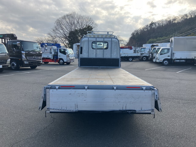 いすゞエルフアルミブロック小型（2t・3t）[写真10]