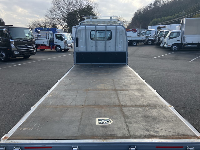 いすゞエルフアルミブロック小型（2t・3t）[写真13]