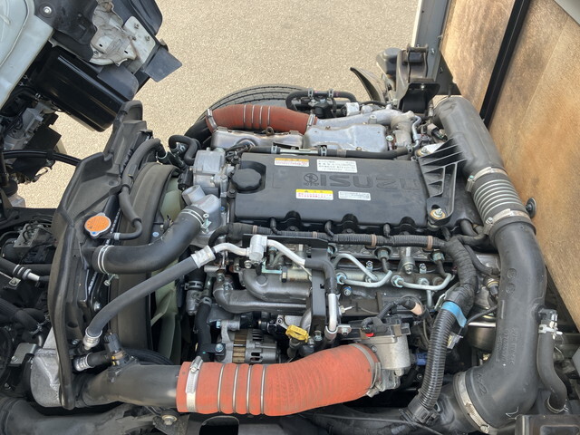 いすゞエルフアルミブロック小型（2t・3t）[写真26]