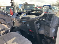 いすゞエルフアルミブロック小型（2t・3t）[写真33]