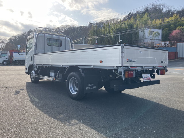 いすゞエルフアルミブロック小型（2t・3t）[写真04]